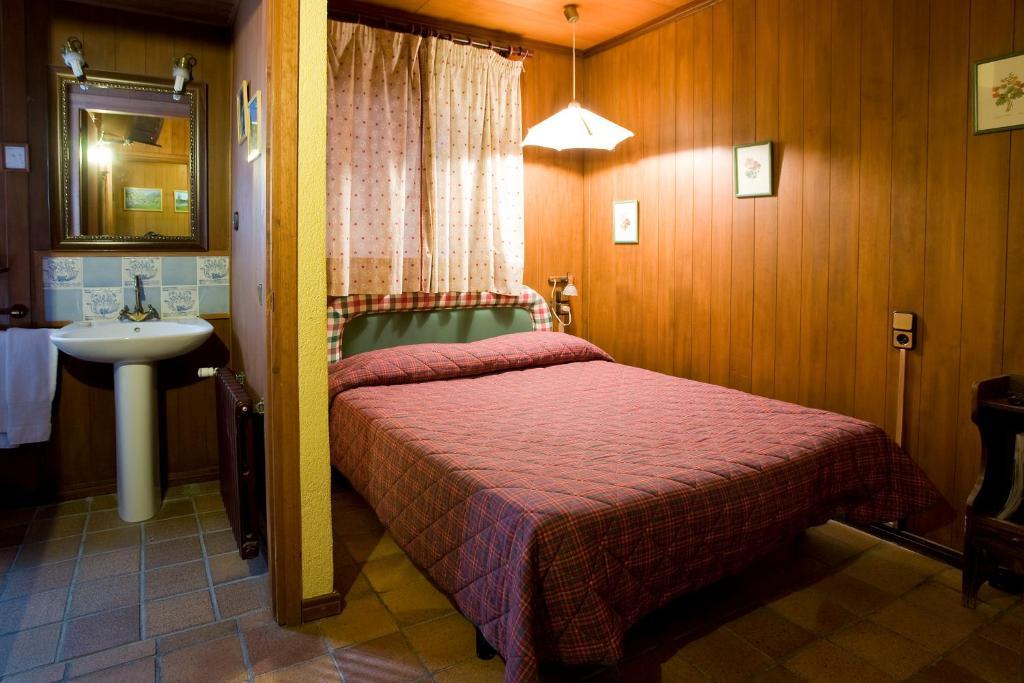 Niu Dels Falcons Bed and Breakfast La Molina  Værelse billede