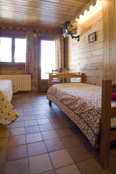 Niu Dels Falcons Bed and Breakfast La Molina  Værelse billede
